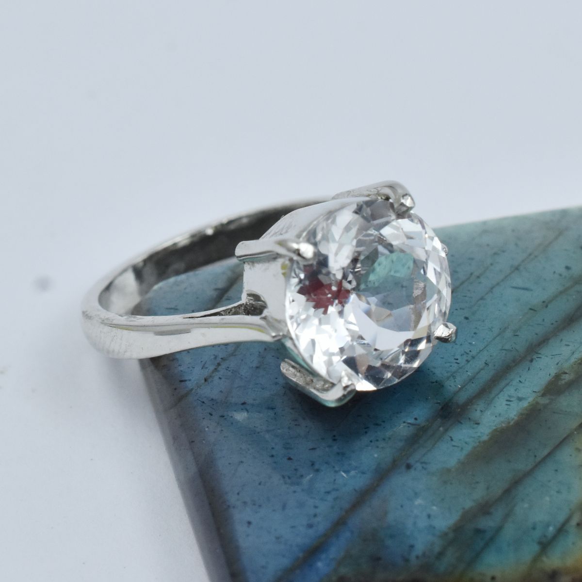natural sapphire ring