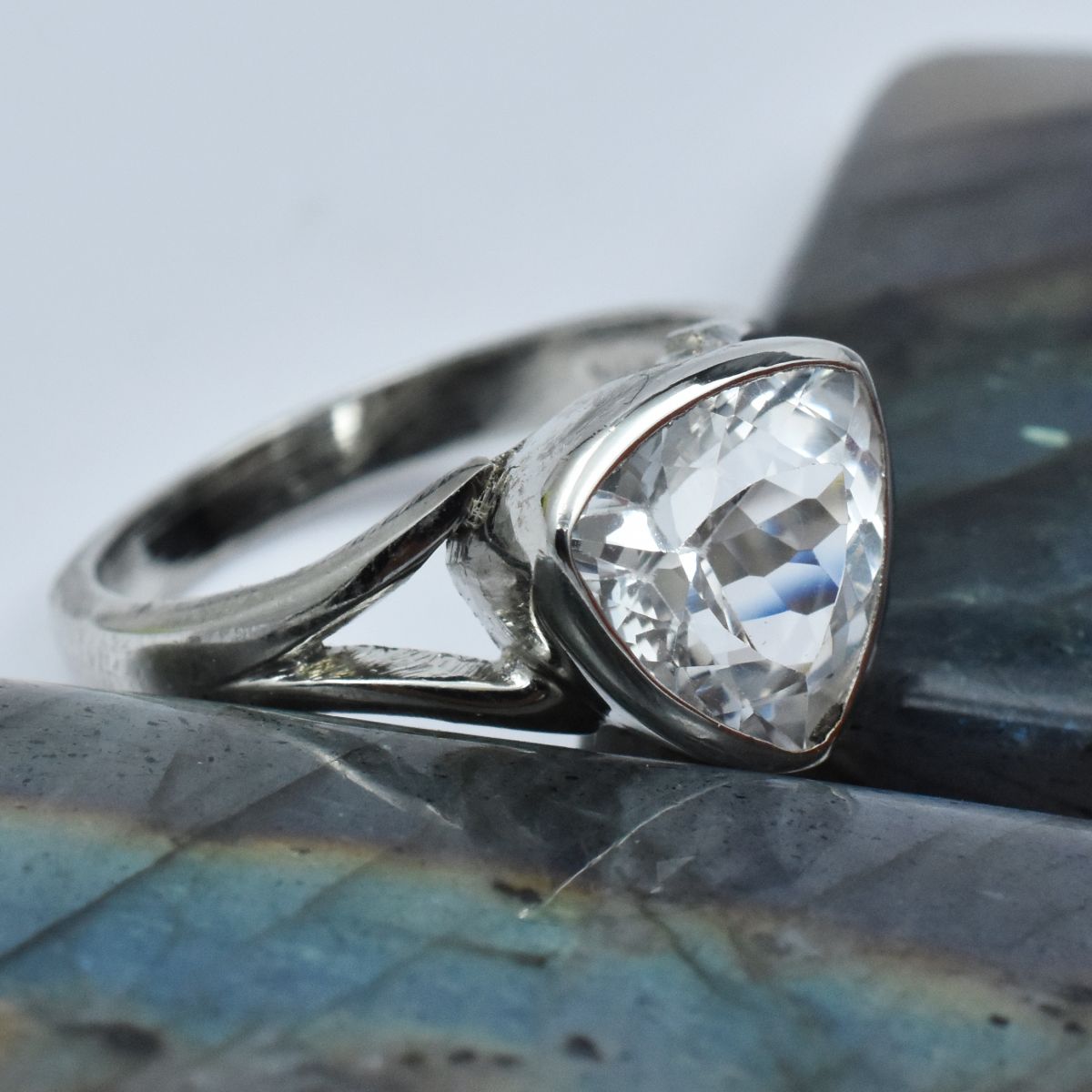 natural sapphire ring