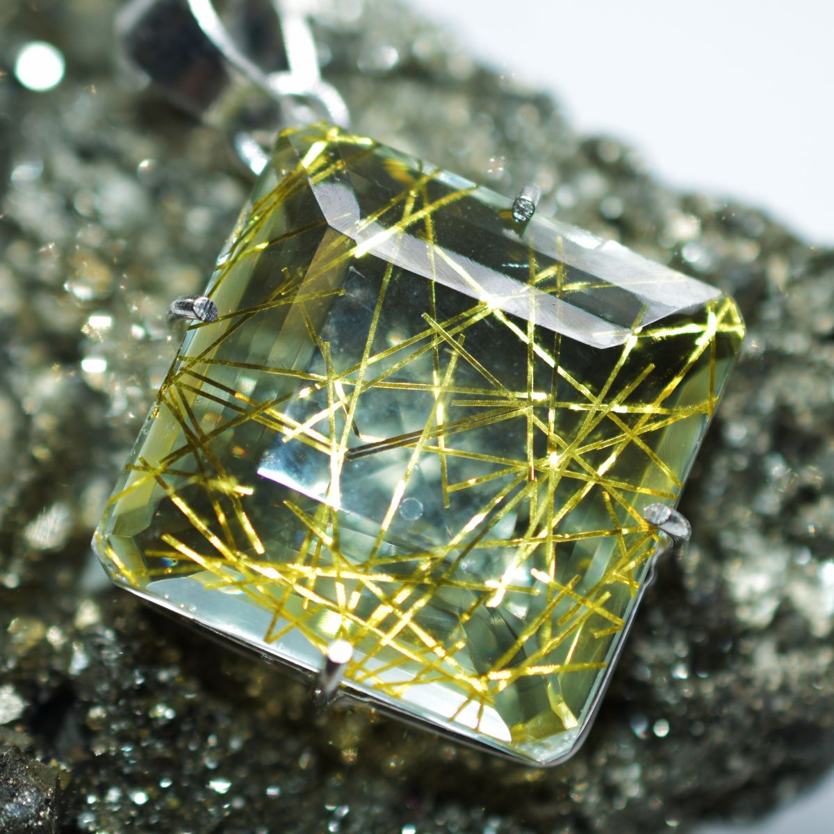 natural topaz pendant