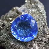 sterling silver topaz pendant