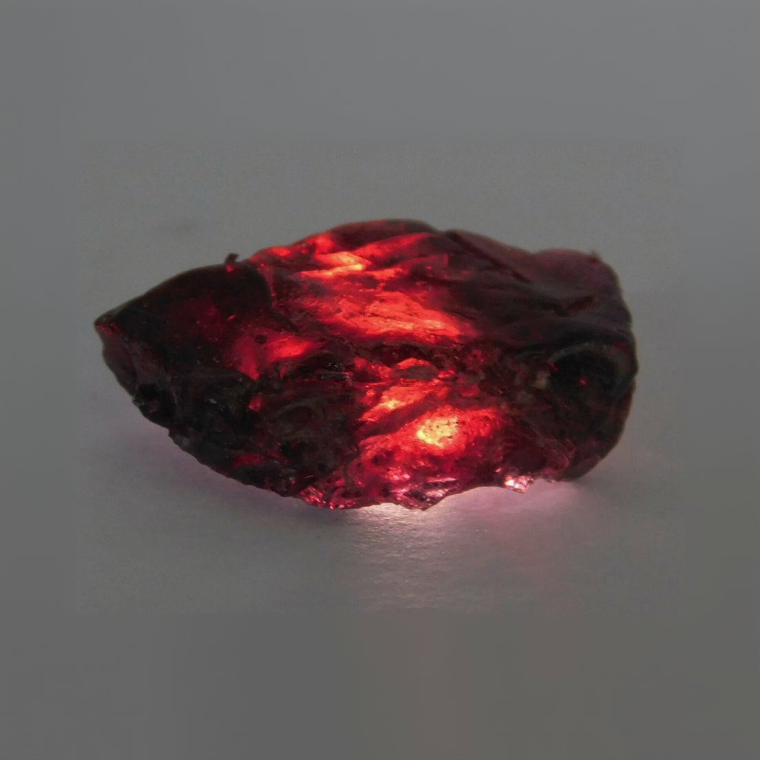 african garnet stone
