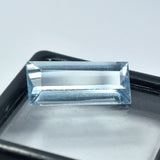 Certified baguette-cut loose sapphire.