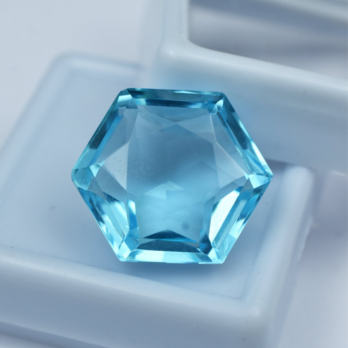 Winter Collection !!! CERTIFIED Natural Fancy Cut 14.84 Ct Blue Aquamarine Ring Size Aquamarine Loose Gemstone | Gift For Anniversary | Gift For Wife / Mother
