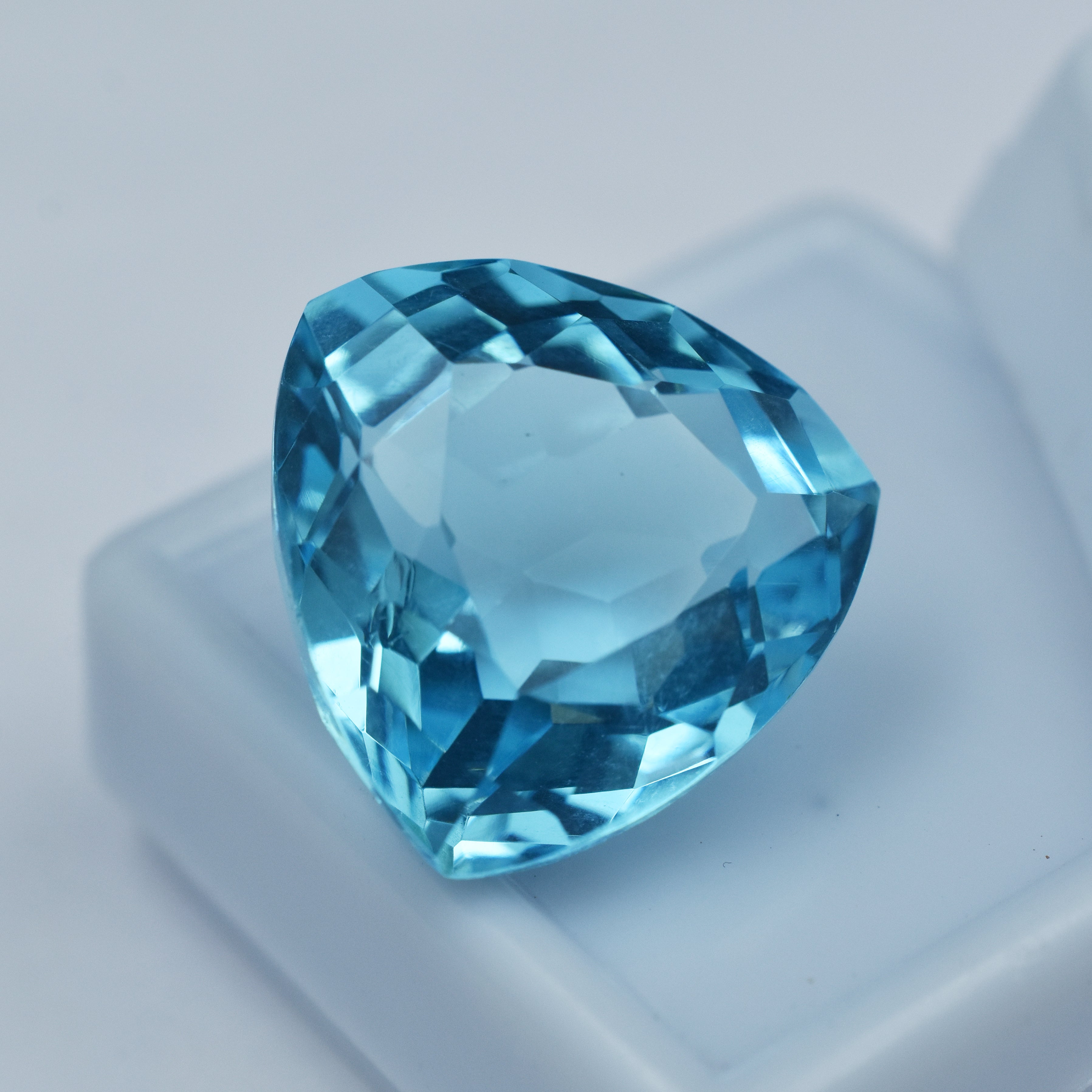 Hurry Up For Excellent Offer !! 12.99 Ct Trillion Cut Certified Natural Loose Gemstone Blue Aquamarine Gem |  Best For Calming and Soothing & Spiritual Growth