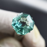 Loose square cut bluish-green sapphire gemstone, 13.50 carats