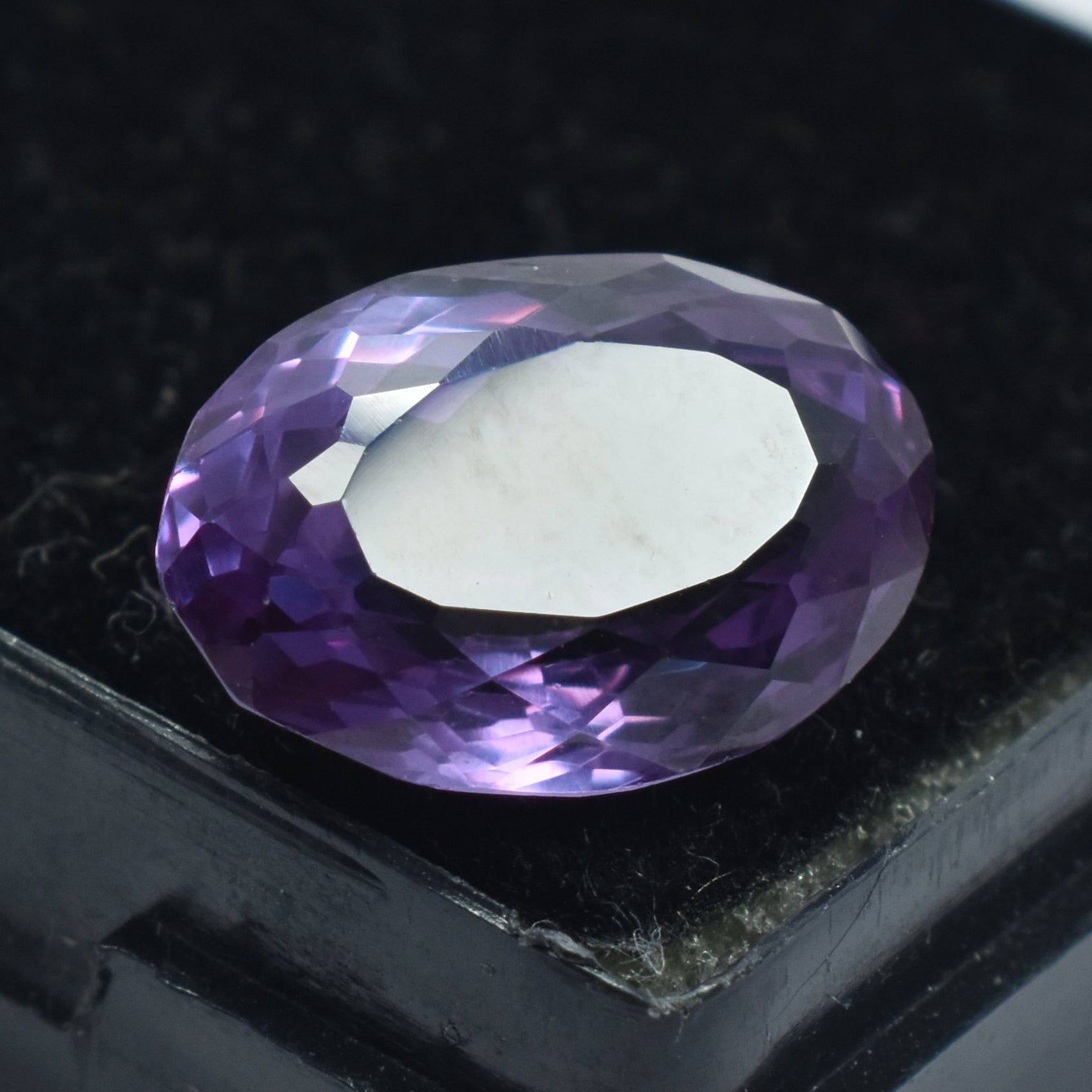 Russia's Alexandrite Gemstone Fixed Investment Potential 6.65 Carat Oval Shape Natural Alexandrite Color-Change Certified Loose Gemstone