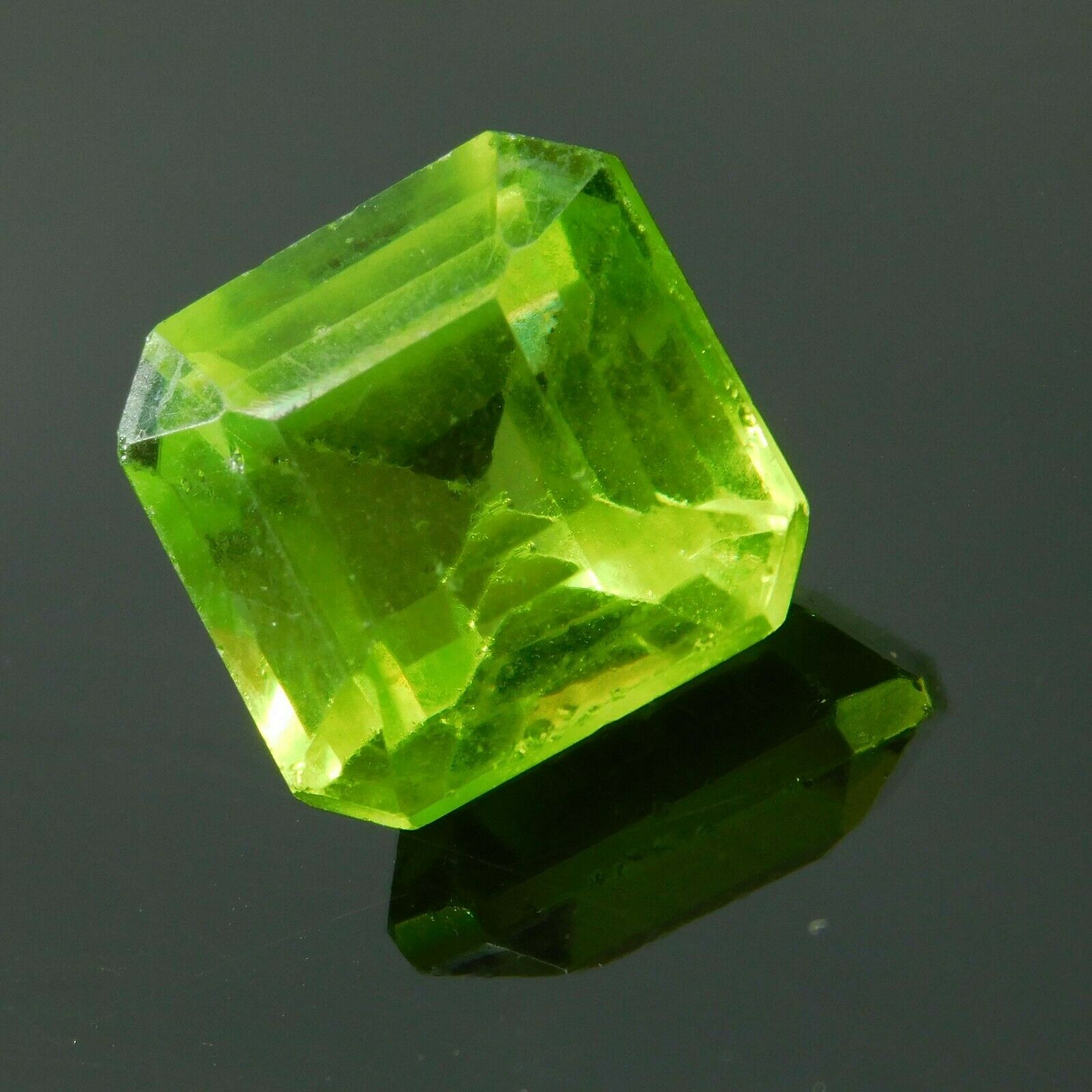 9.54 Ct Peridot Natural Green Square Cut CERTIFIED Loose Gemstone Ring Size