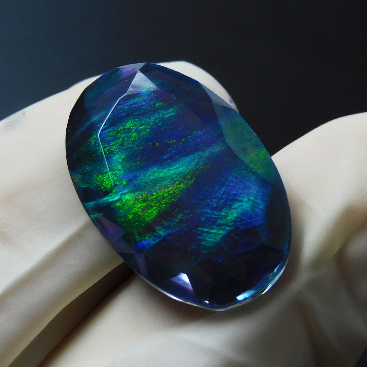 Excellent Oval Cut CERTIFIED 15.00 Ct Natural Doublet Opal  Loose Gemstone