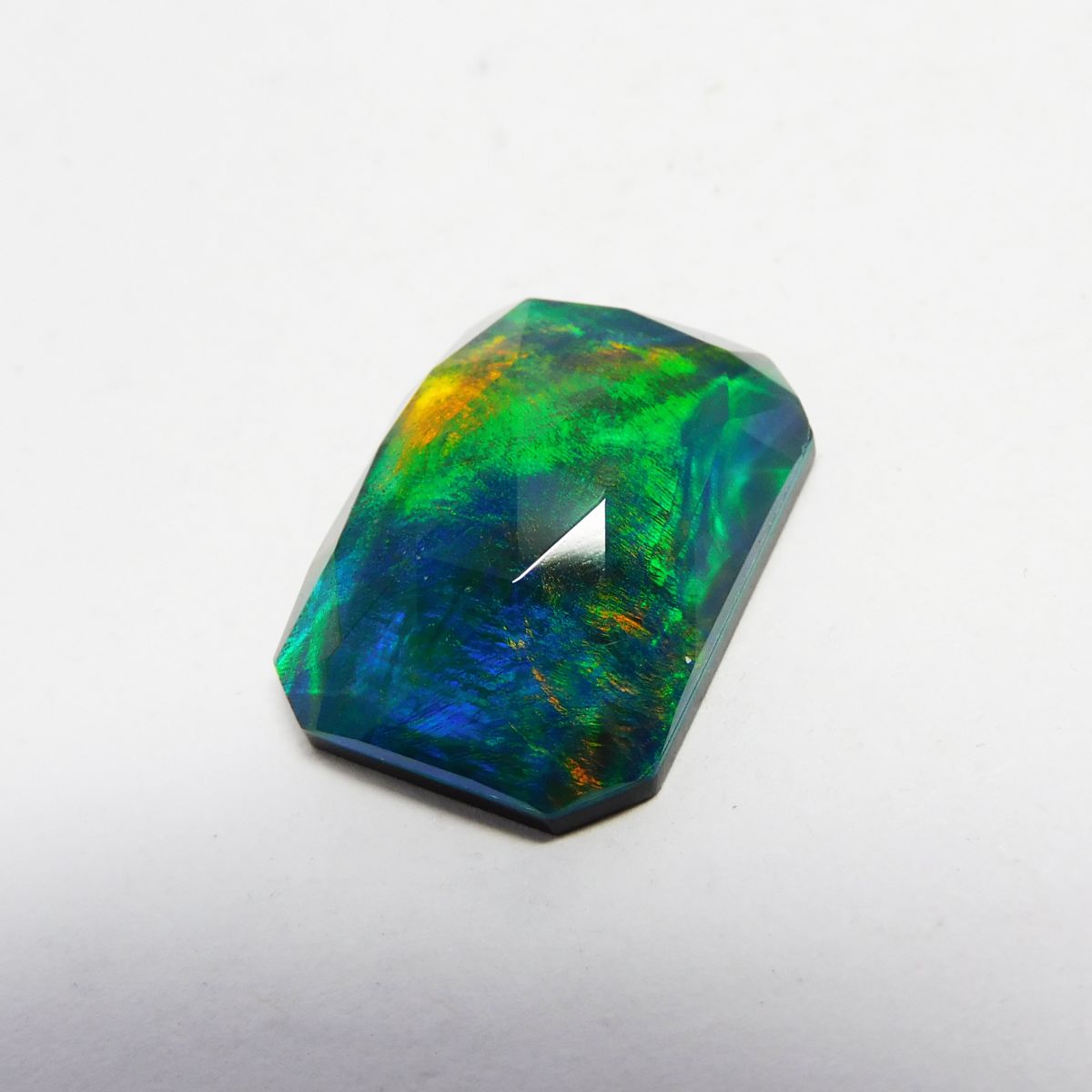 Natural Doublet Opal Multi Color Opal 15.85 Ct Loose Gemstone CERTIFIED Emerald