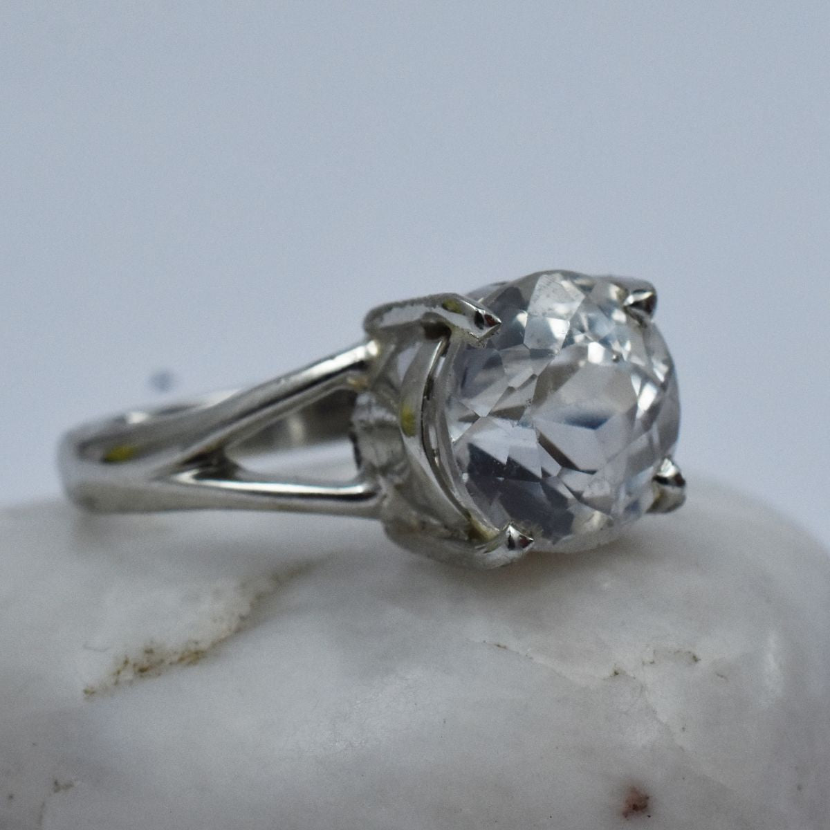 sapphire engagement ring