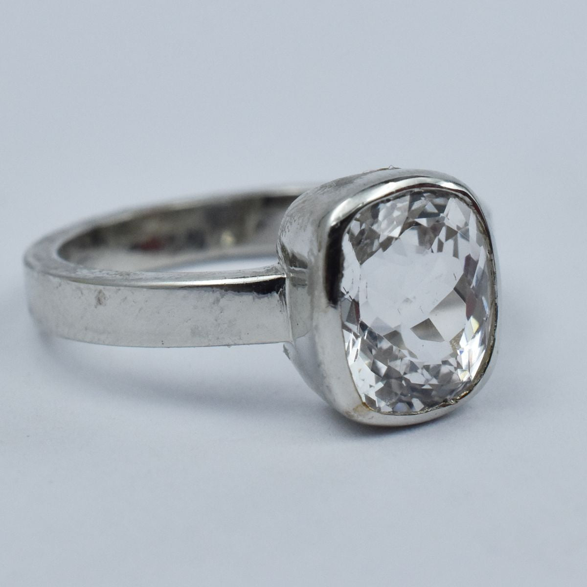 925 sterling silver Sapphire Ring Sz 8.5 Gorgeous White Color 17 Ct Cushion Cut