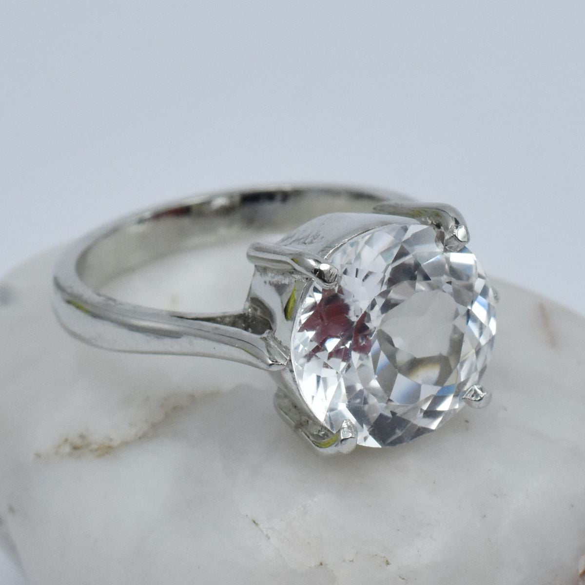 sapphire engagement ring