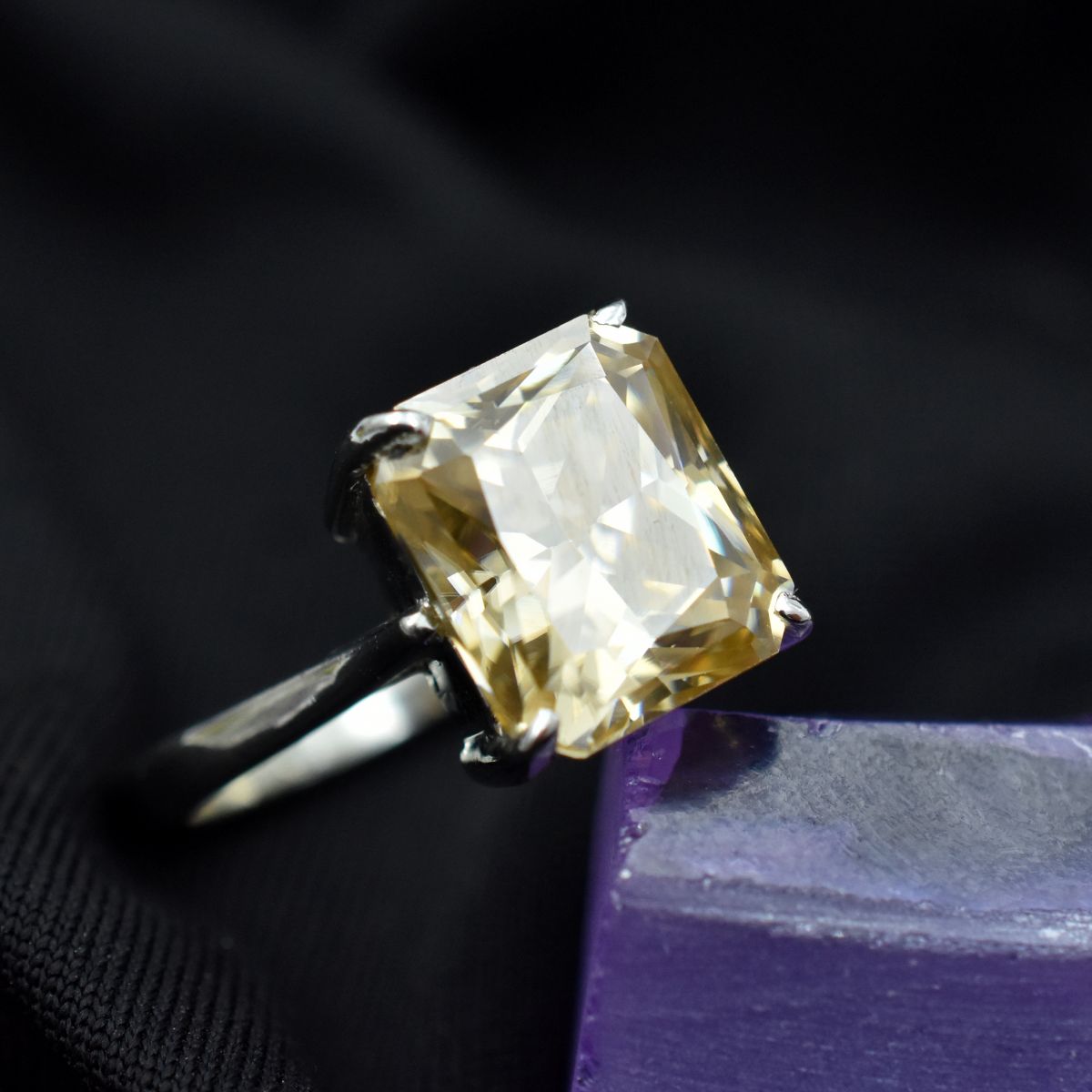 silver emerald ring India