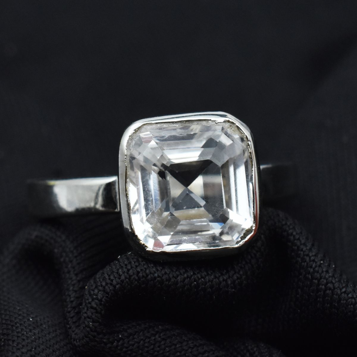 natural sapphire ring