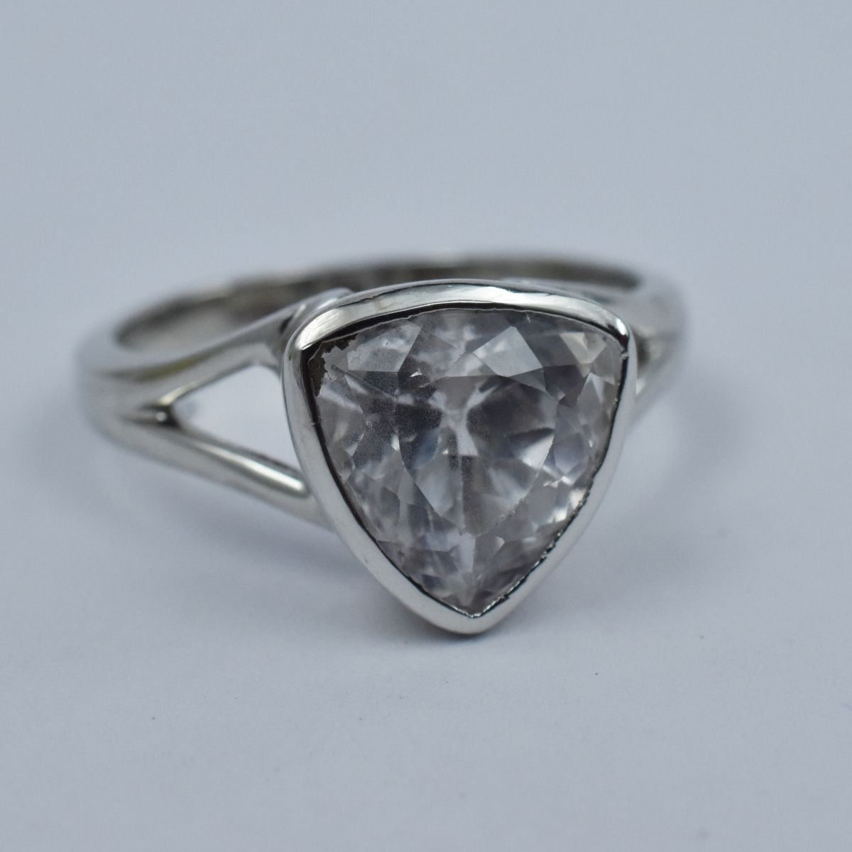 sapphire engagement ring