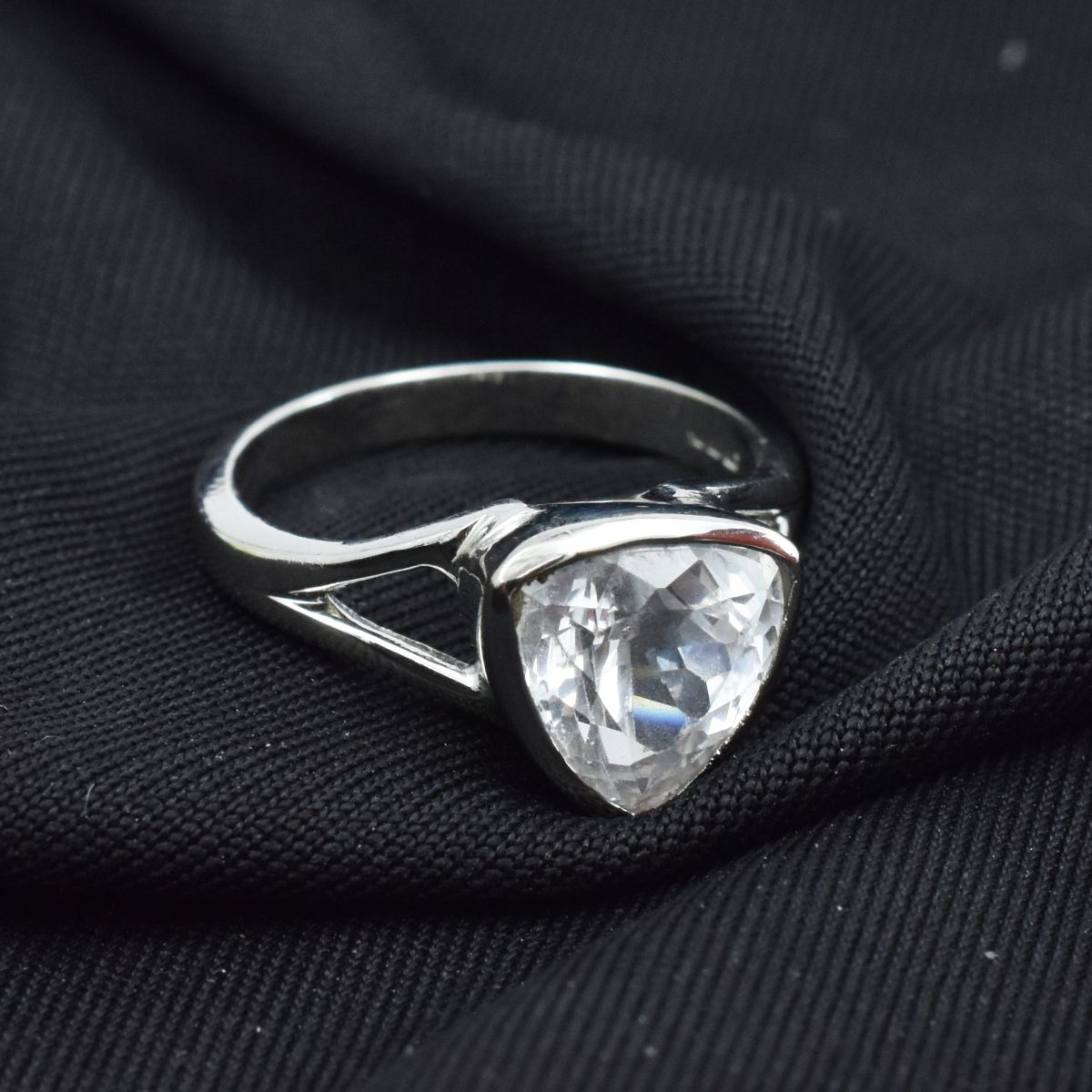 handmade sapphire ring