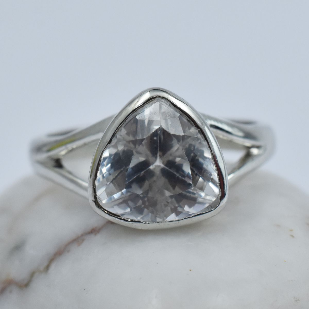 natural sapphire ring