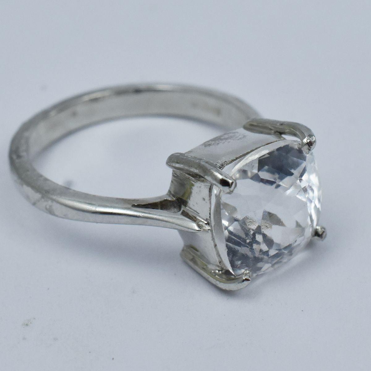 sapphire engagement ring