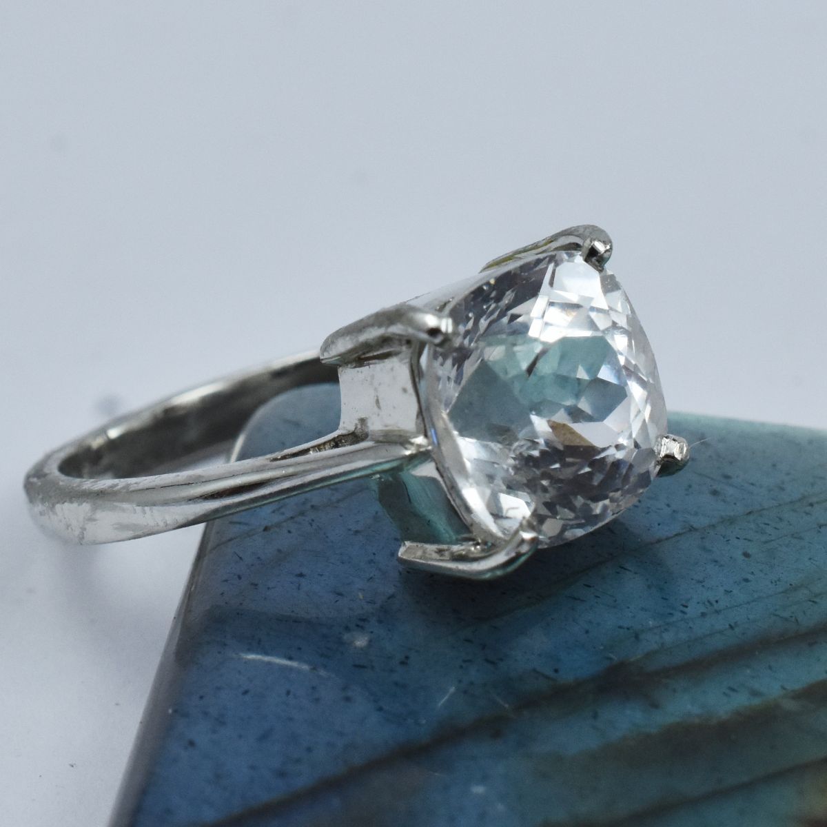 natural sapphire ring for women