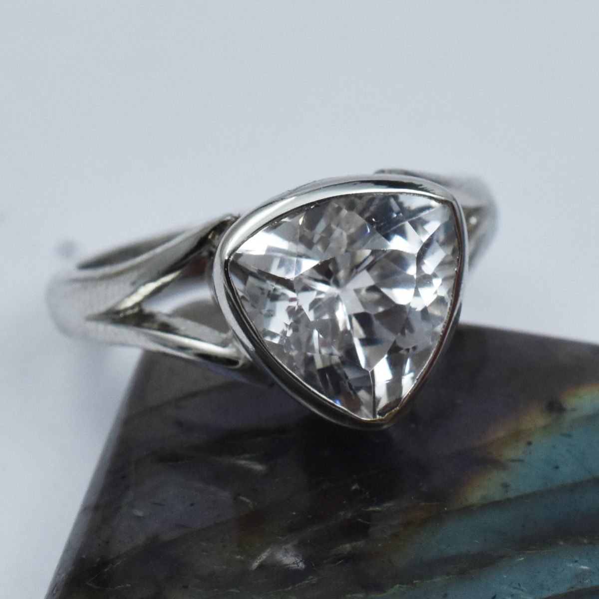 handmade sapphire ring