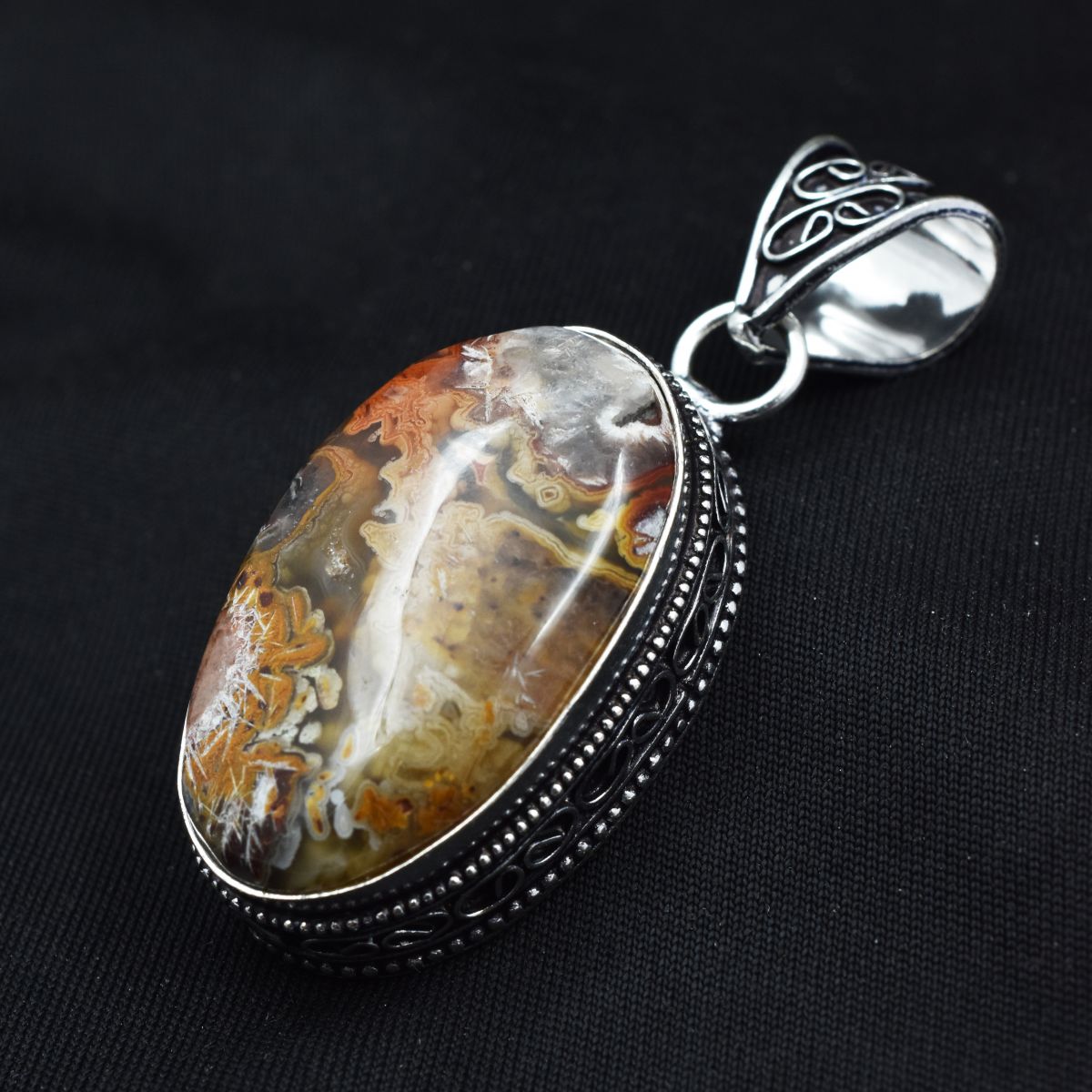 silver agate pendant India