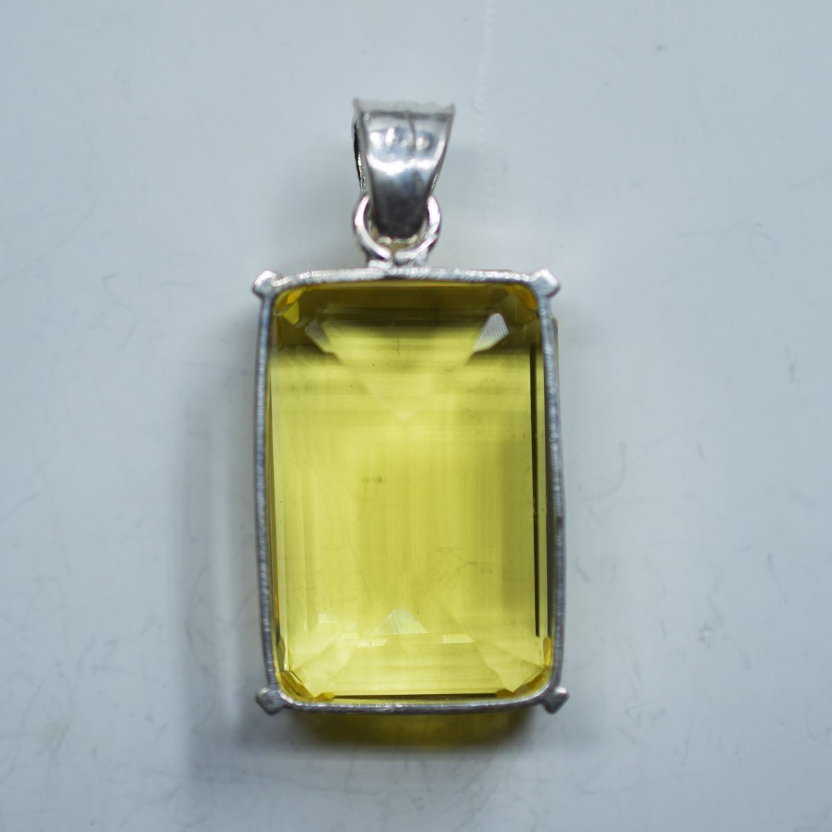 silver emerald pendant India