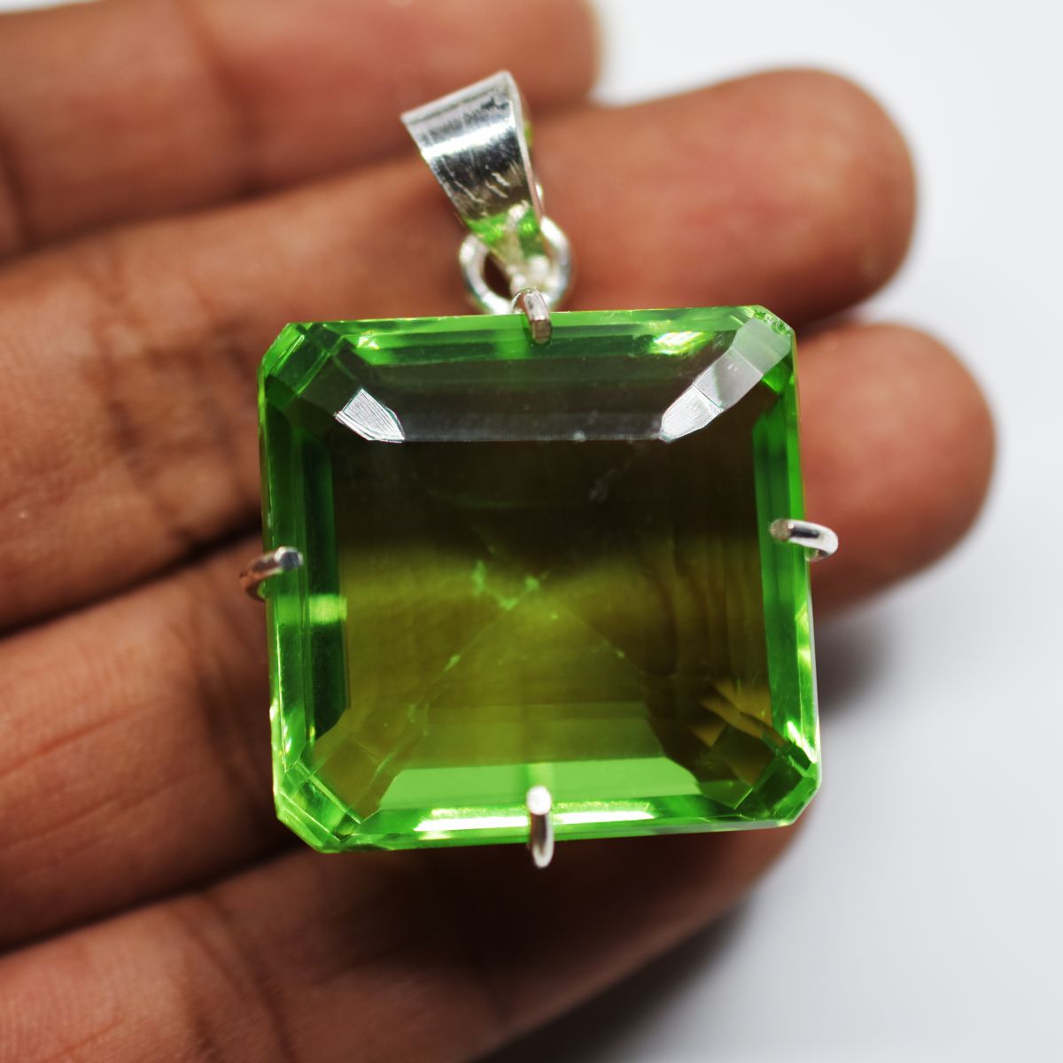 118.40 Ct Certified Green Topaz Pendant 925 Sterling Silver Square Natural