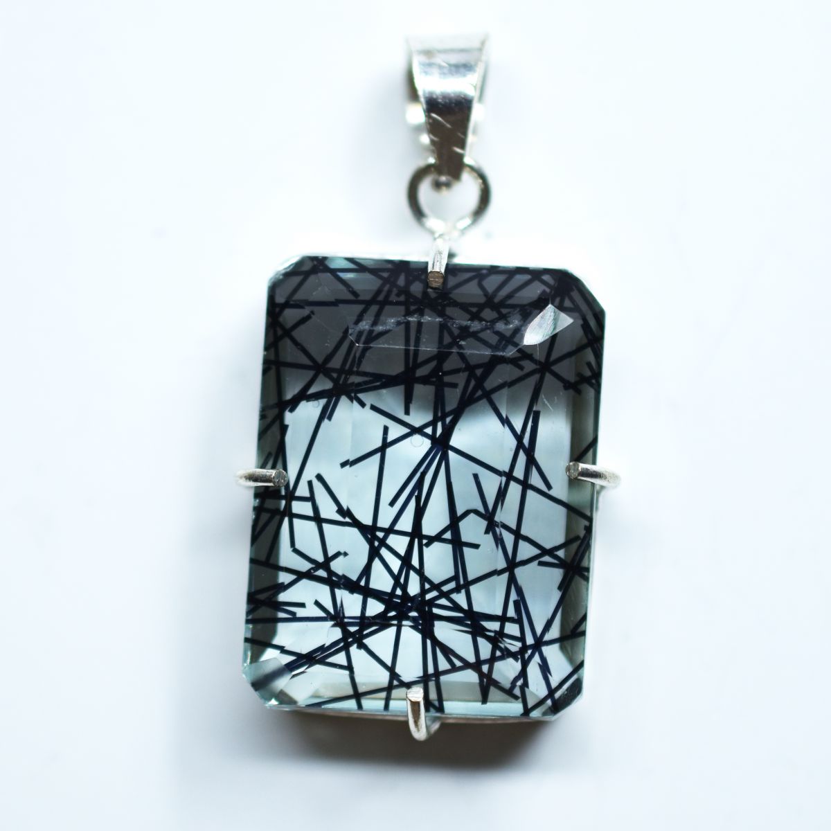 Certified 925 Sterling Silver Pendant Natural 100.15 Ct Rutile Emerald Gems