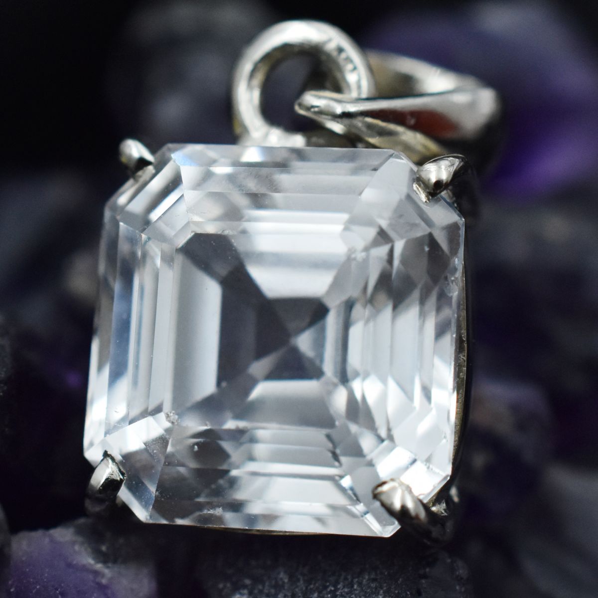 silver sapphire pendant India