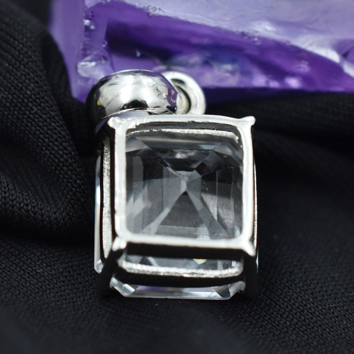 handmade sapphire pendant