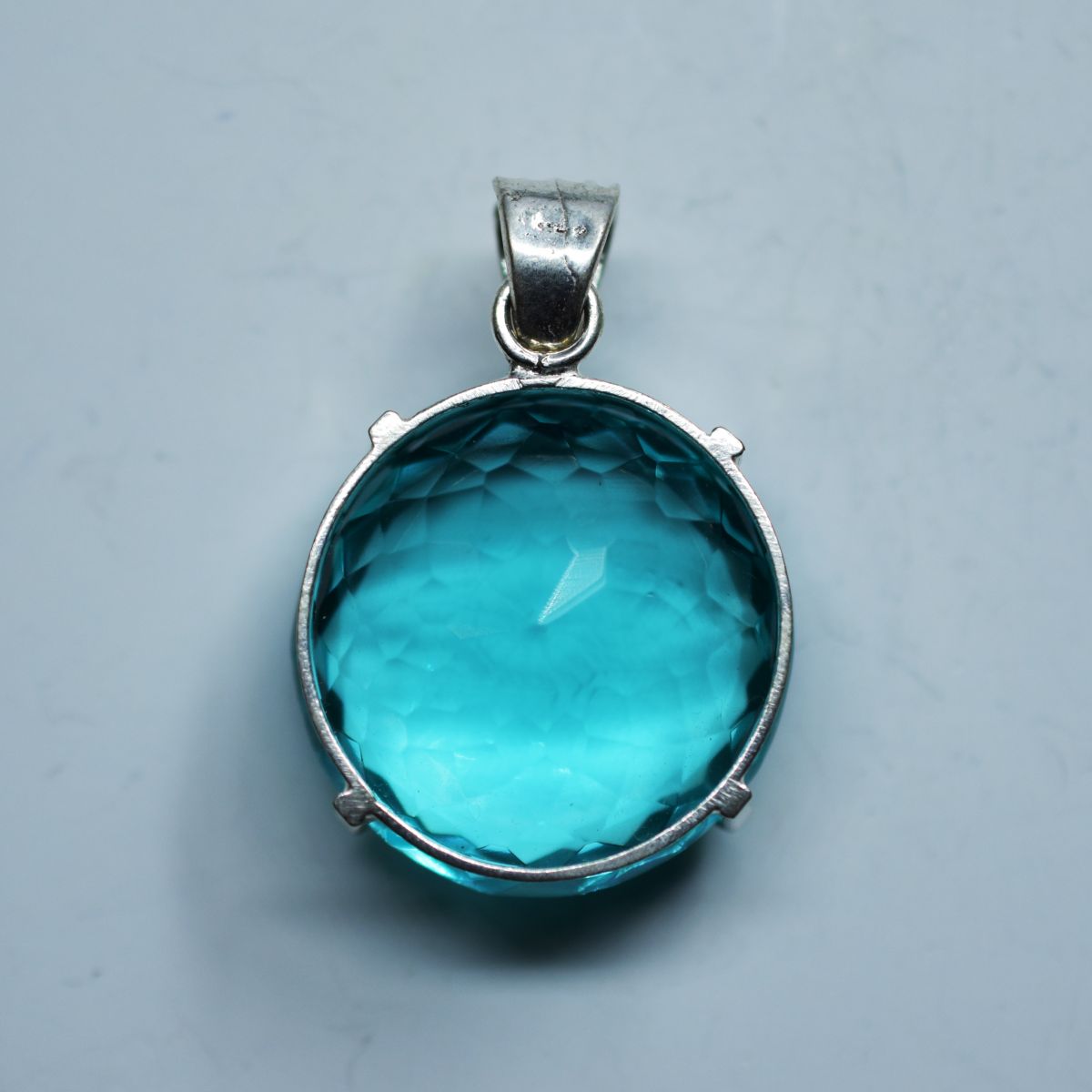 silver topaz pendant India