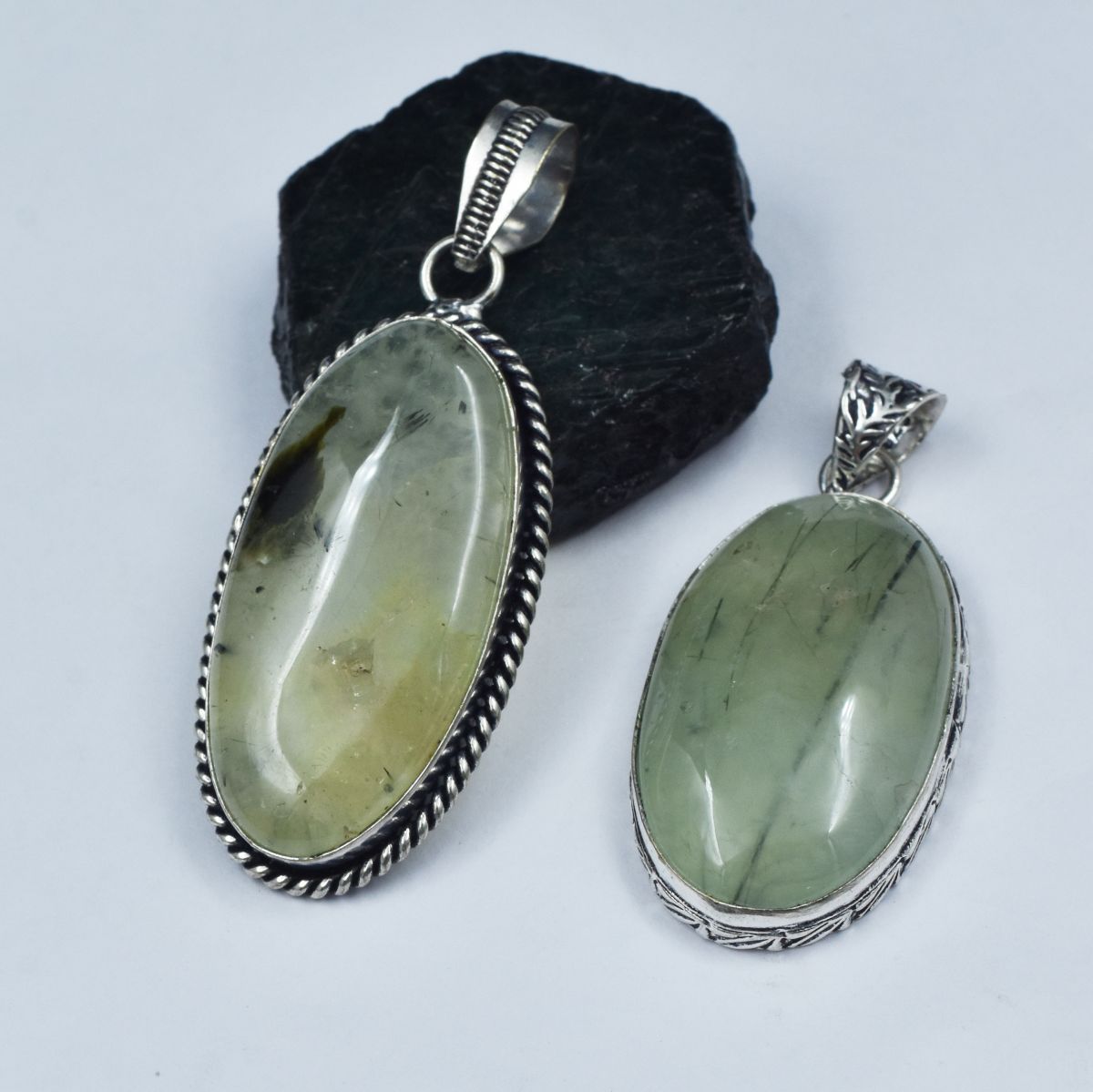 925 Sterling Silver Pendant Pear-Oval 141.05 Ct Pair CERTIFIED Green Prehnite