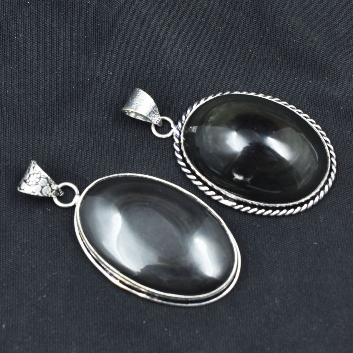 138.05 Carat Oval Cut Black Onyx Pendant Healing Stone 925 Silver Gemstone