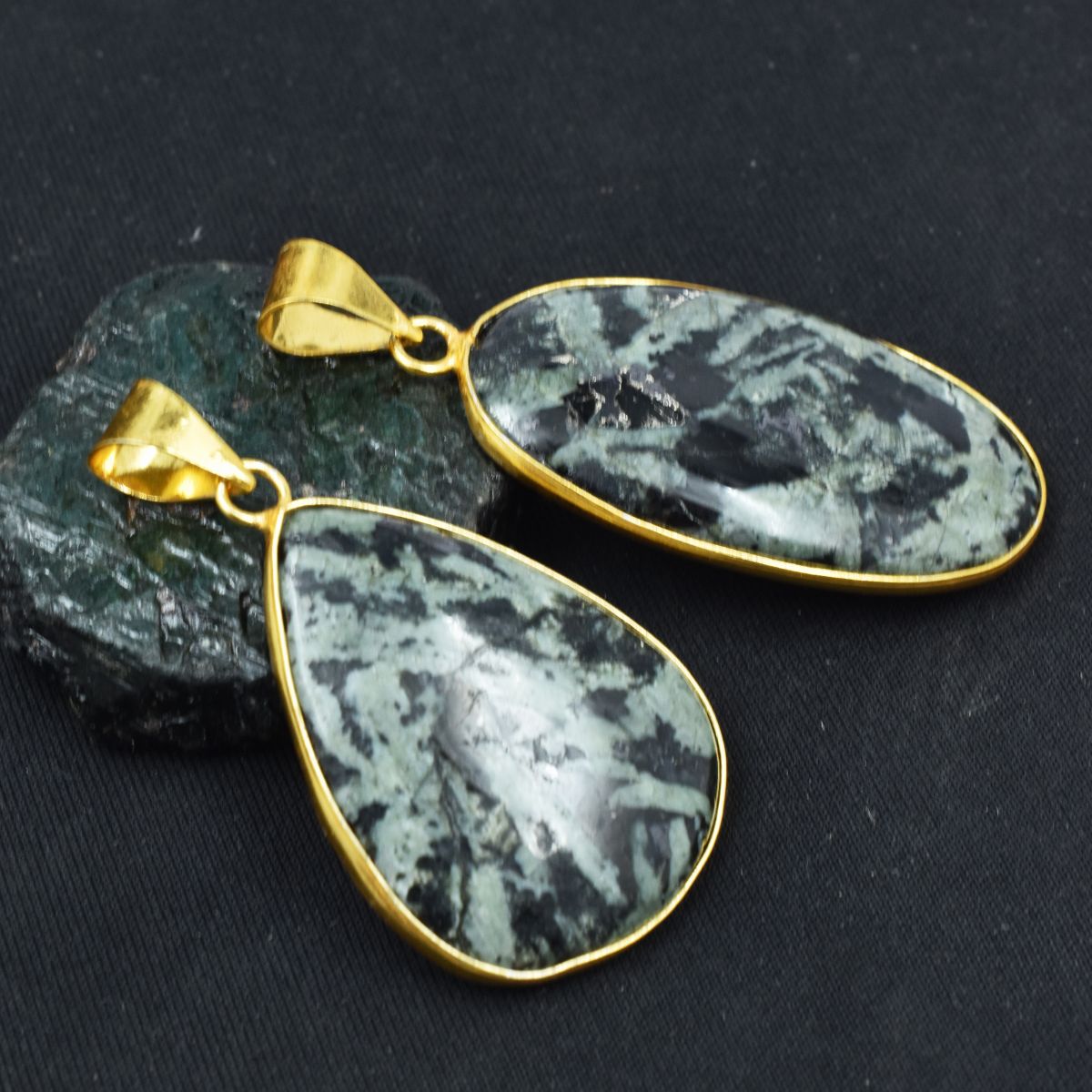 jasper pendant for women