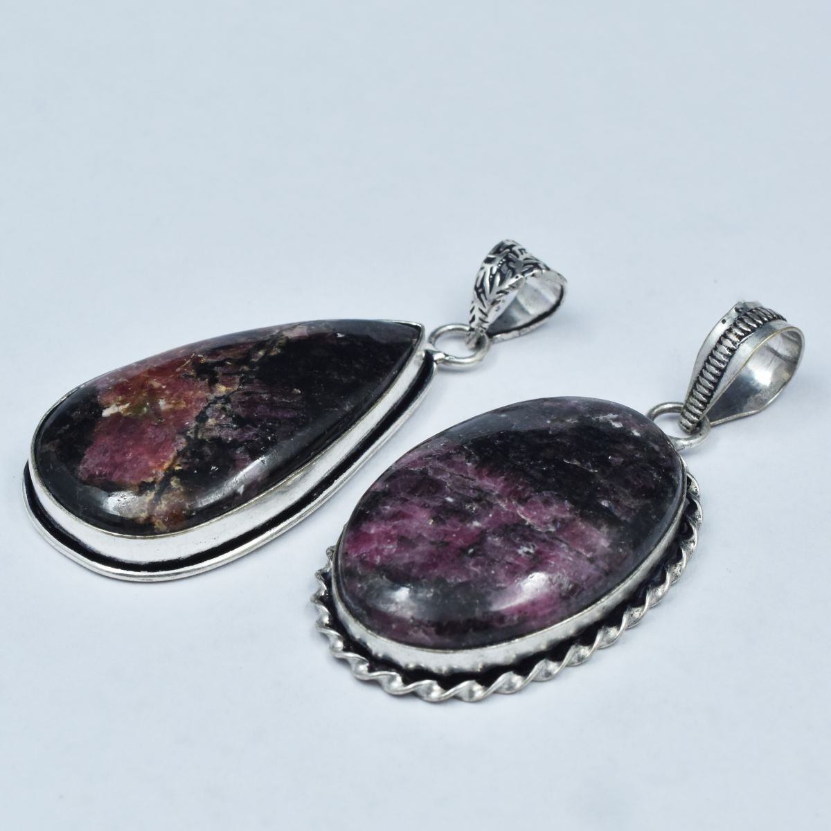 CERTIFIED 134.40 Ct Oval-Pear Rhodonite Natural Gems 925 Sterling Silver Pendant