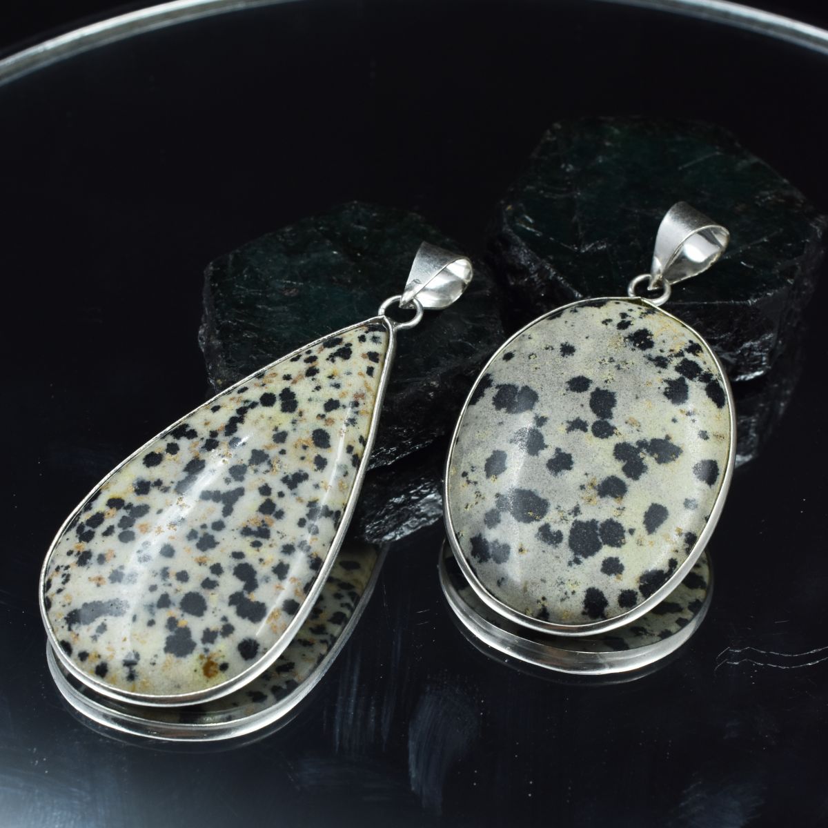 Dalmatian Jasper 114 Ct Oval-Pear Cut Pendant Healing Stone 925 Silver Gemstone