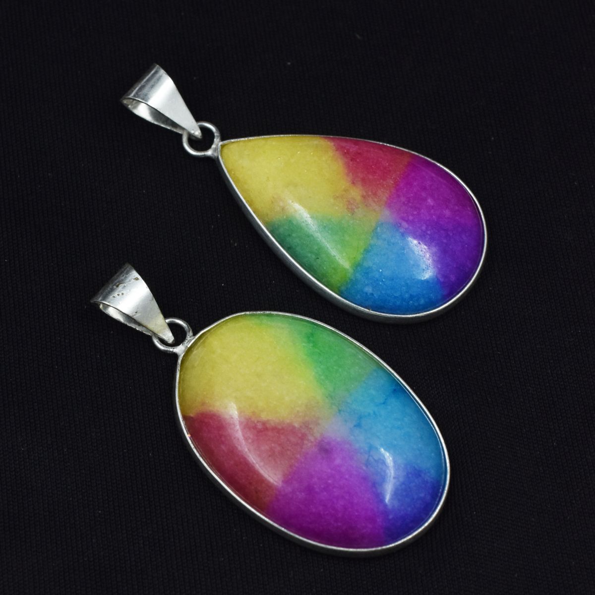 quartz pendant for women