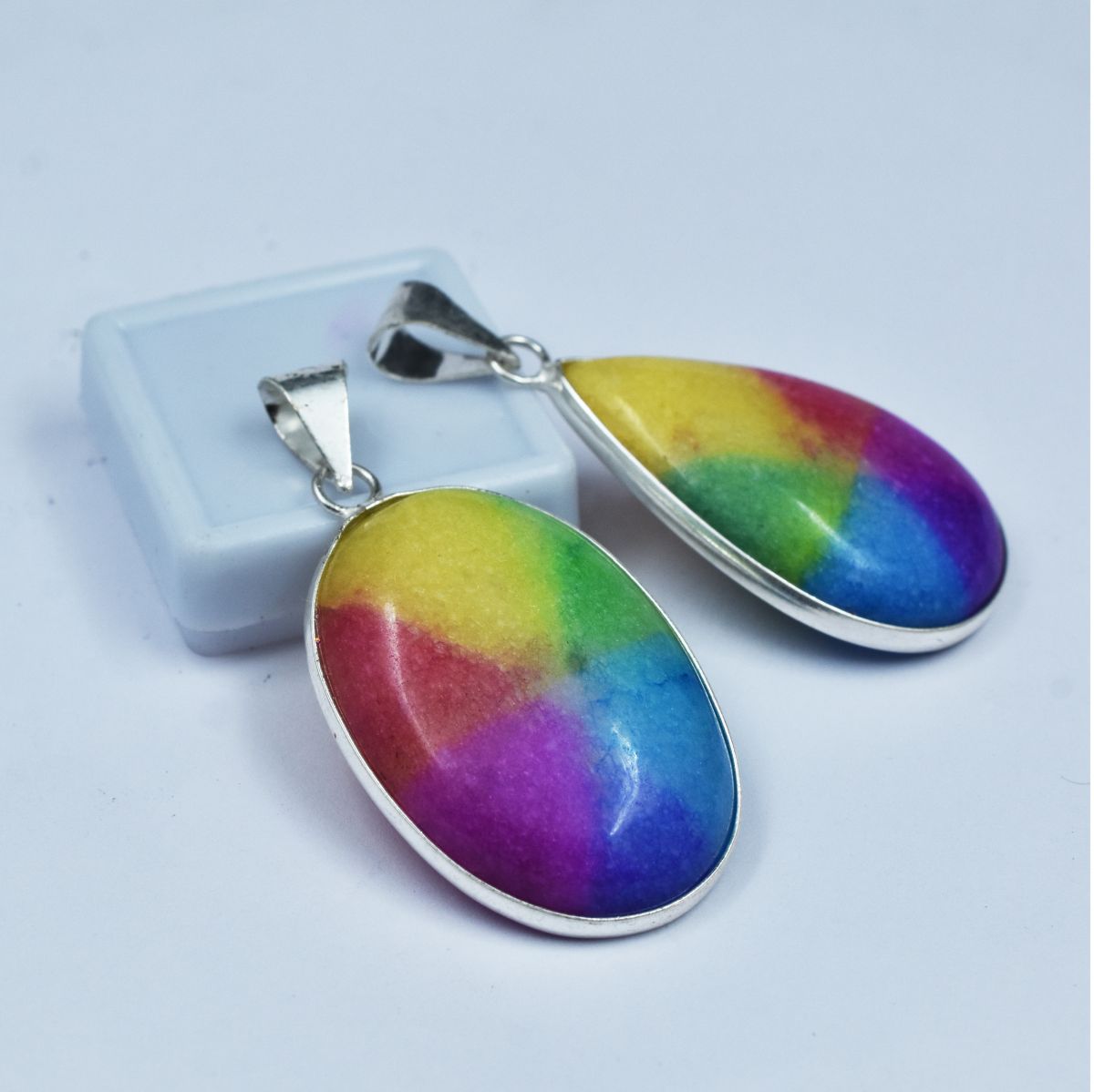 natural quartz pendant online