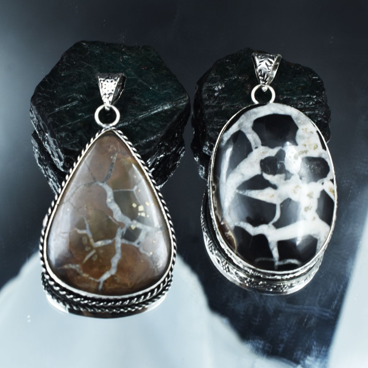 155.25 Ct Oval-Pear Cut Septarian 925 Silver Pendant Healing Stone Gemstone