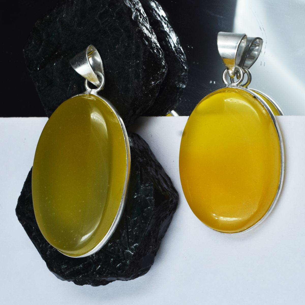 handmade onyx pendant