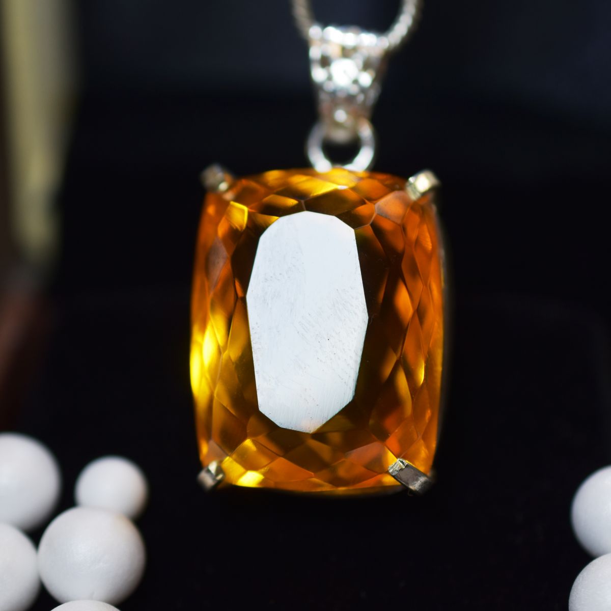 natural sapphire pendant