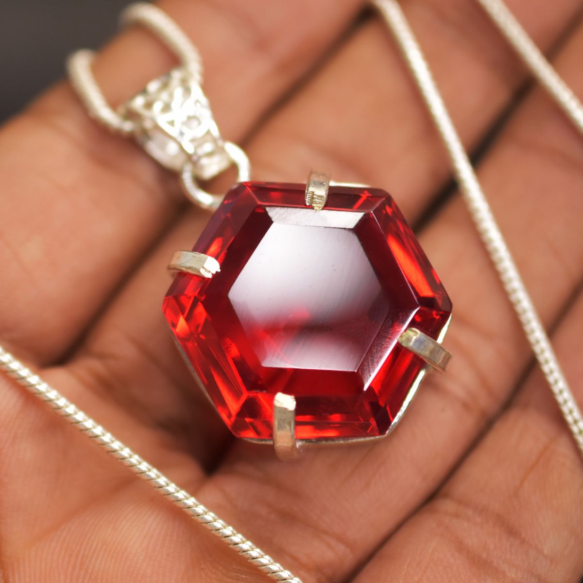 silver topaz pendant India
