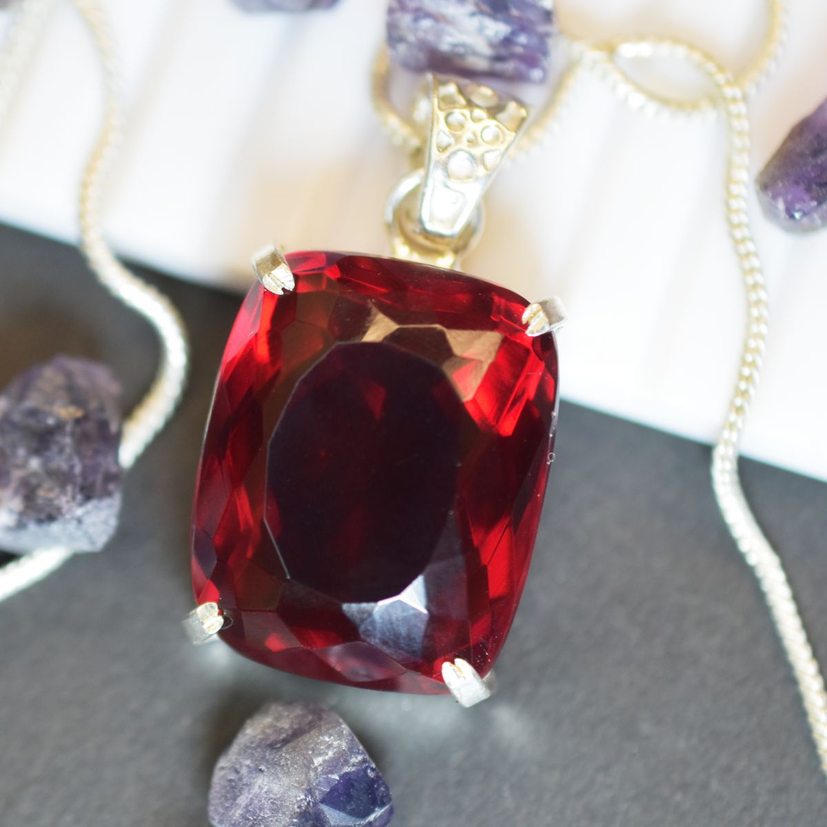 silver topaz pendant India