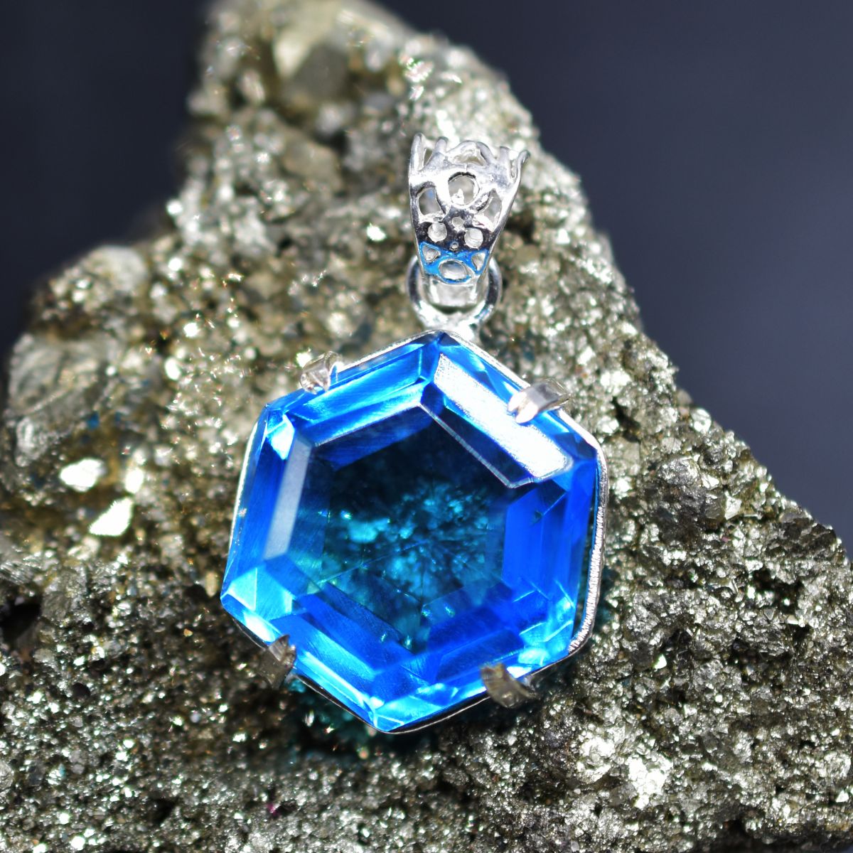 sterling silver topaz pendant
