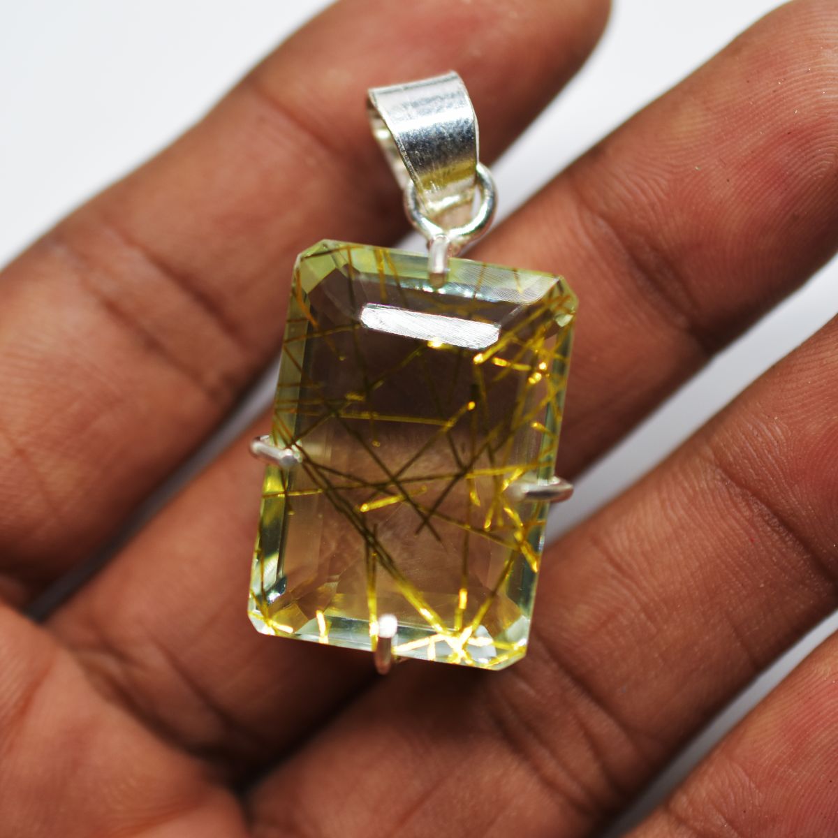 sterling silver sapphire pendant
