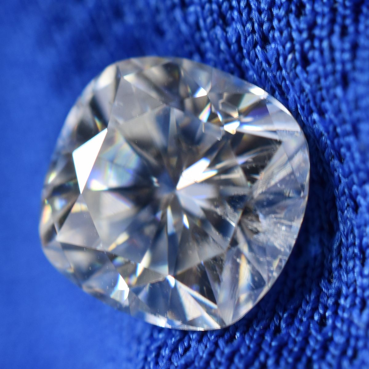 CERTIFIED Moissanite 3 x 3 MM VVS1 D Color Cushion Cut 1 Pcs Loose Gemstone