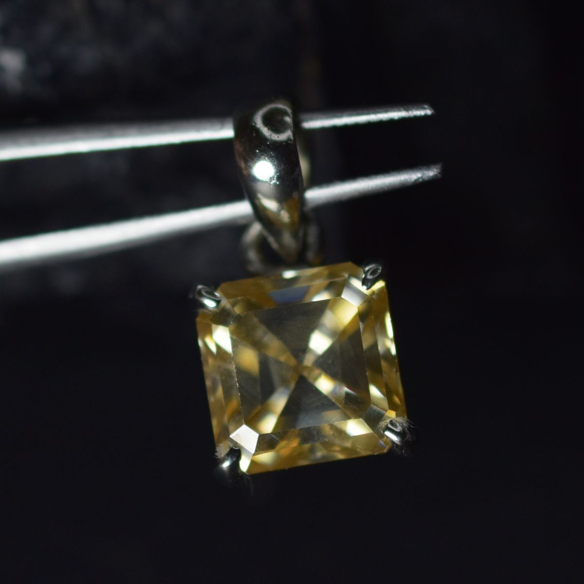 Synthetic Champagne Moissanite 13.9Ct CERTIFIED 925 Sterling Silver Gems Pendant