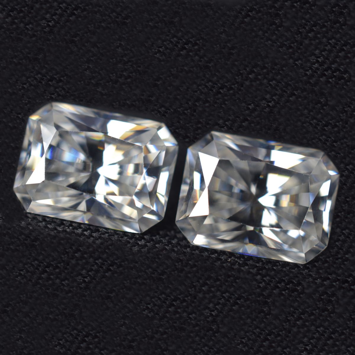 7.02 Carat Moissanite Gemstone 10x8 MM VVS1 D Color Pair Radiant Cut CERTIFIED