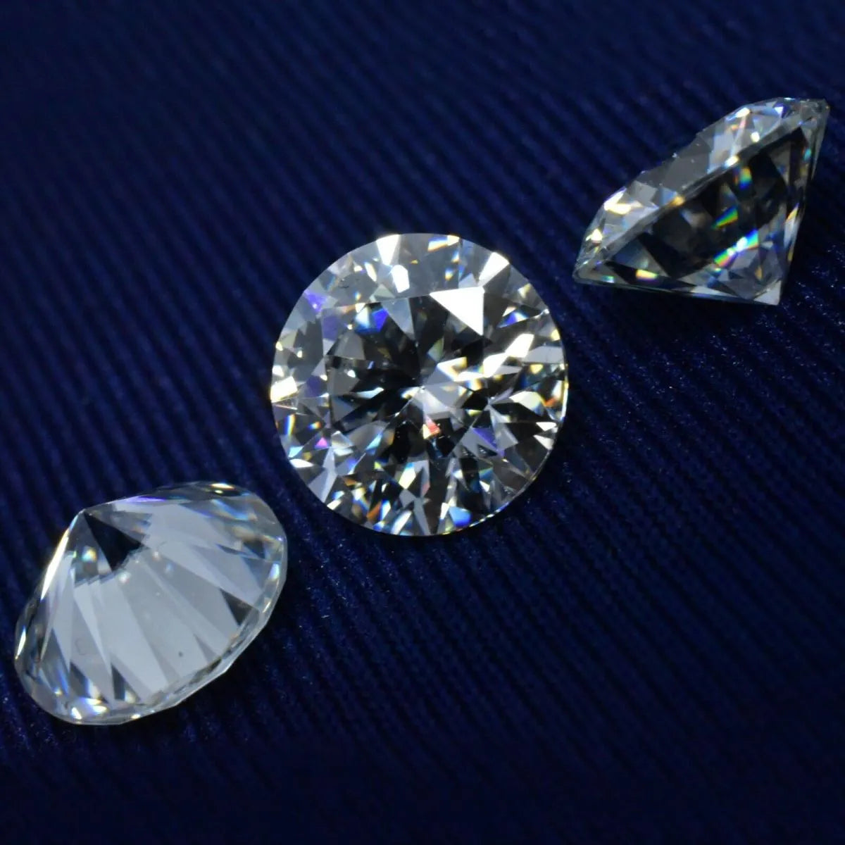 Round Cut Moissanite Gemstone Pair for jewelry making