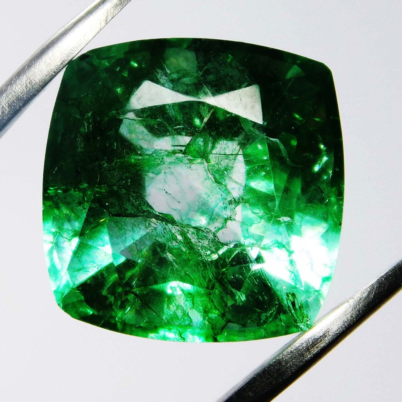 Natural EMERALD Green 8.16 Ct CERTIFIED Loose Gemstone SQUARE CUSHION Cut